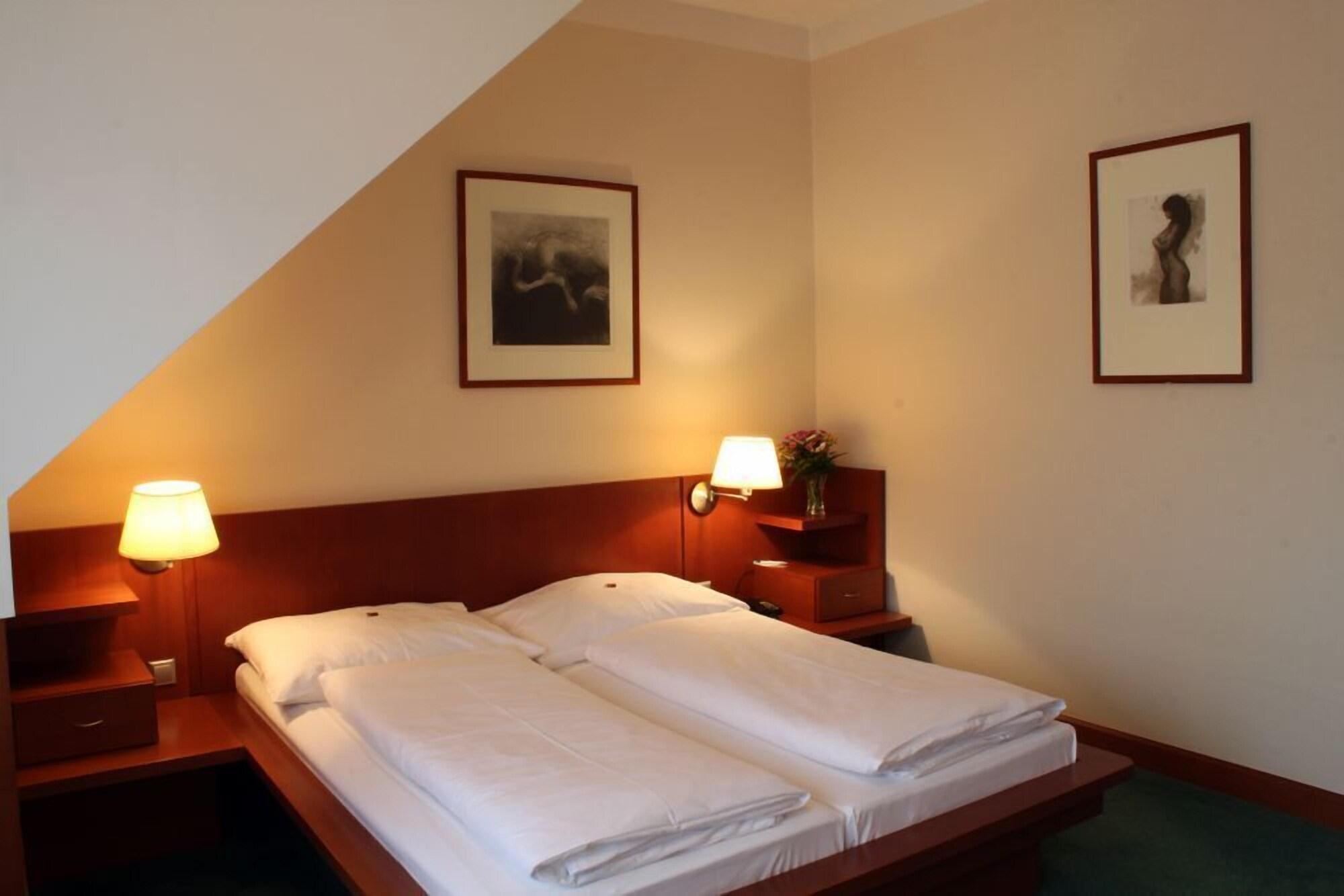 Hotel Popelka Πράγα Εξωτερικό φωτογραφία