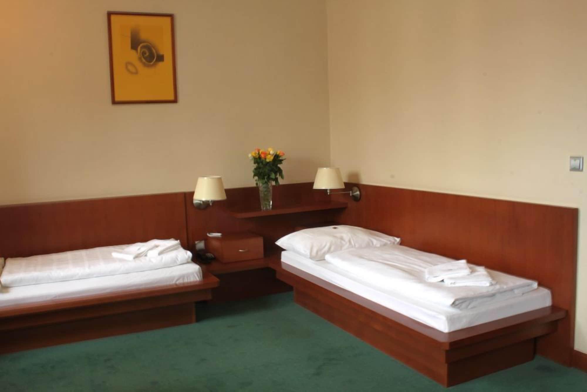 Hotel Popelka Πράγα Εξωτερικό φωτογραφία