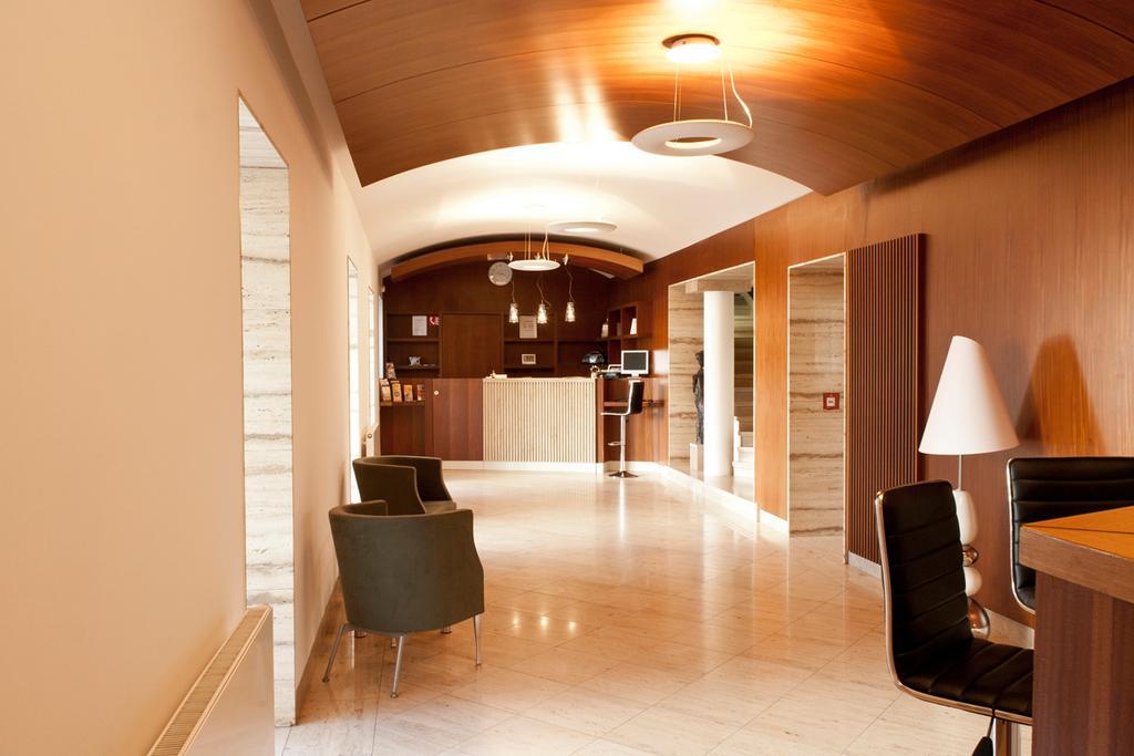 Hotel Popelka Πράγα Εξωτερικό φωτογραφία