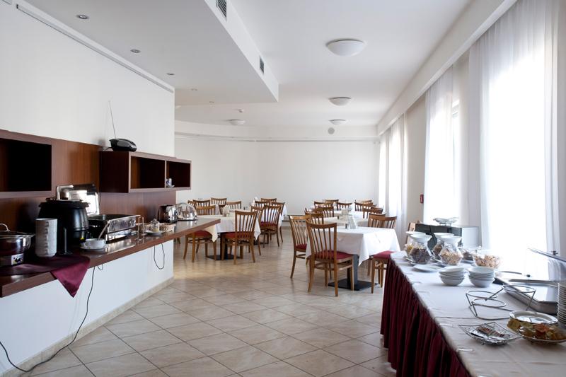 Hotel Popelka Πράγα Εξωτερικό φωτογραφία