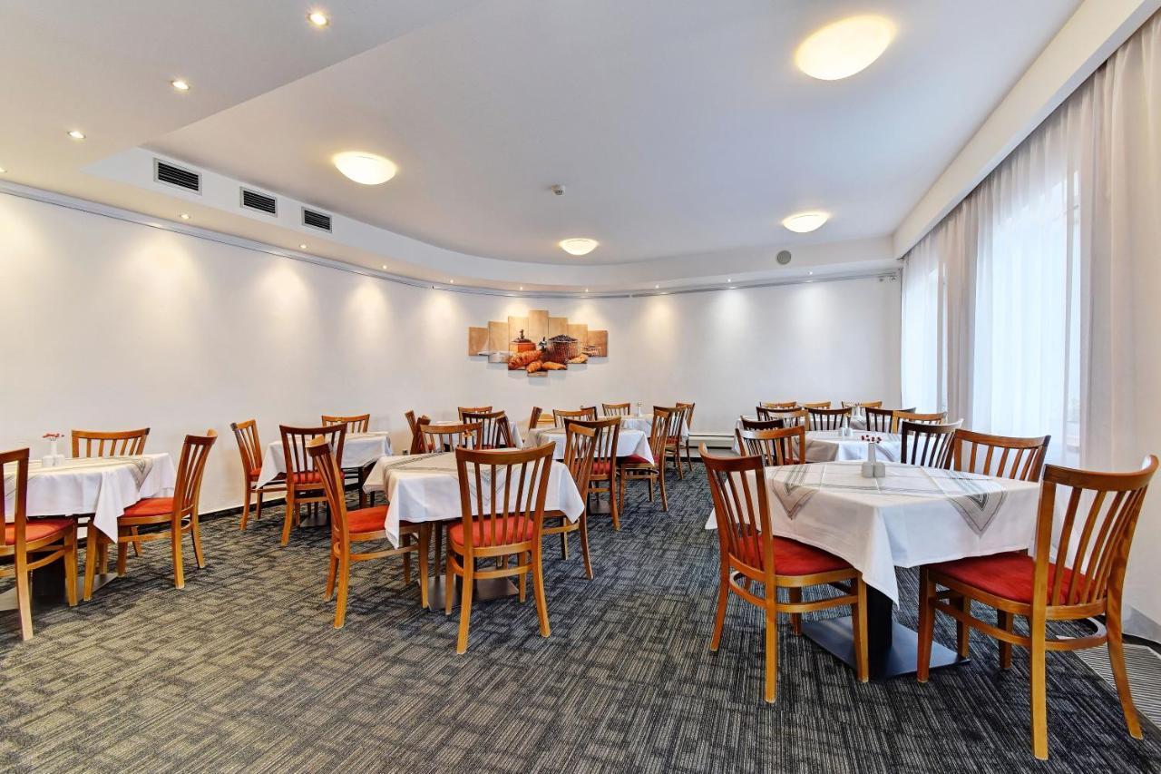 Hotel Popelka Πράγα Εξωτερικό φωτογραφία